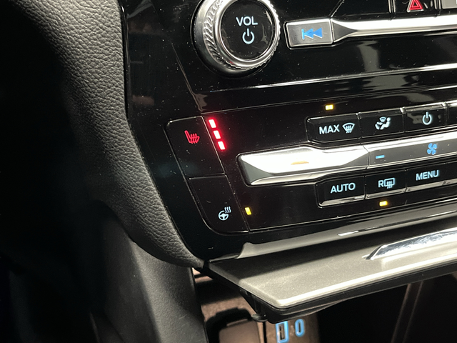 2023 Ford Explorer ST-LINE - Photo 8