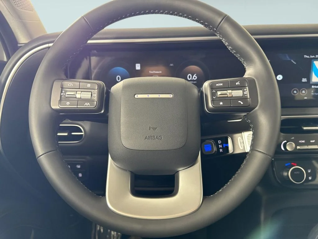 New 2026 White Hyundai SEL Premium image 26