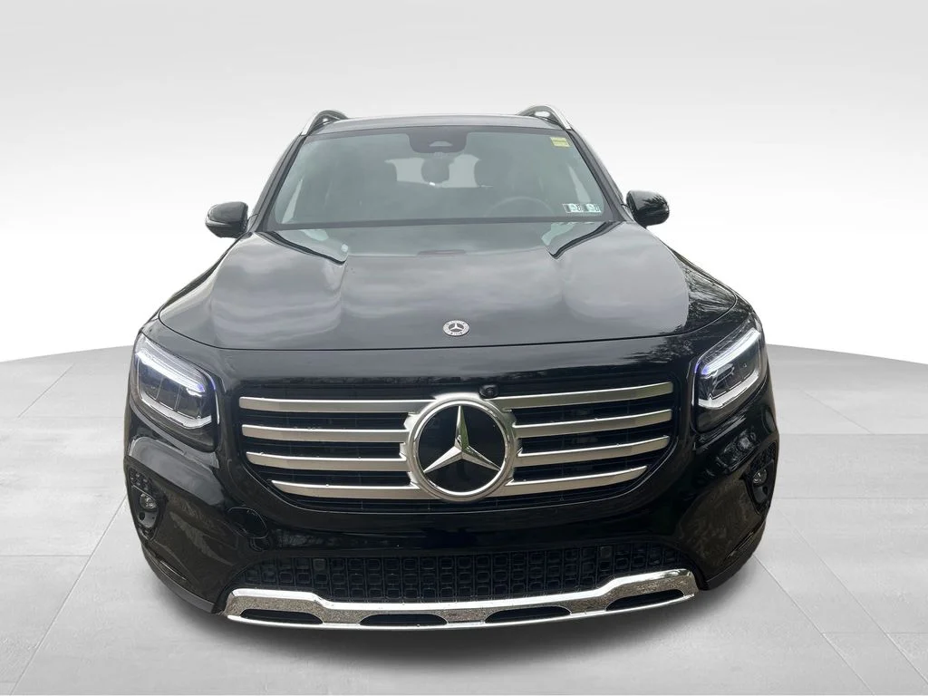 Used 2026 Black Mercedes-Benz GLB 250 image 8