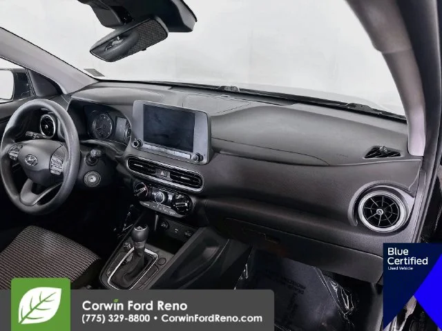 Used 2022 Ultra Black Hyundai SE image 31
