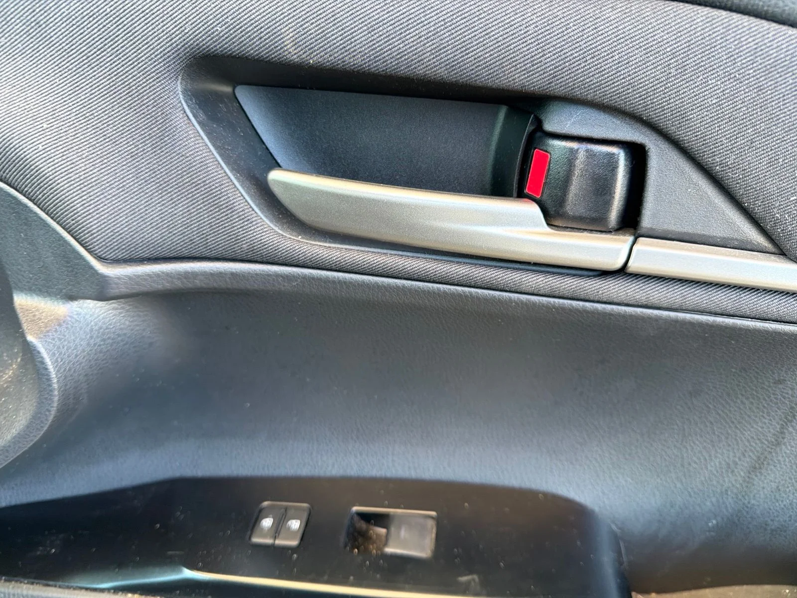 Used 2025 Blue Toyota LE image 21
