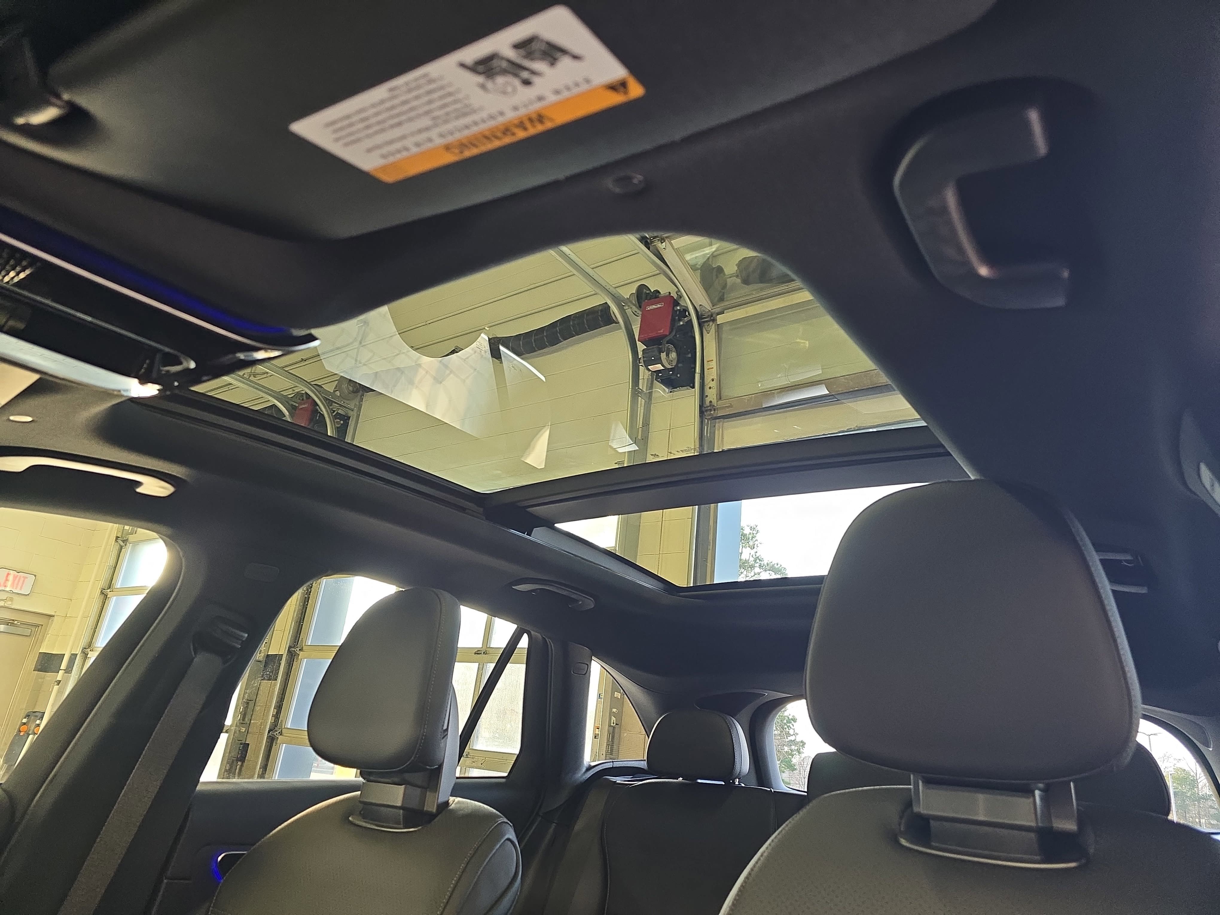 New 2026 Graphite Grey Metallic Mercedes-Benz GLC300 image 31