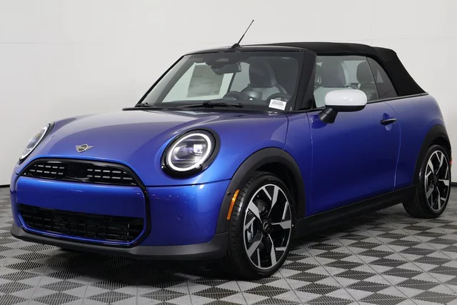 2026 MINI Convertible Signature Plus