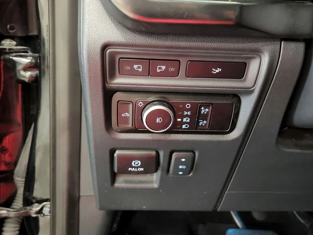 Used 2023 Black Ford Lariat image 26