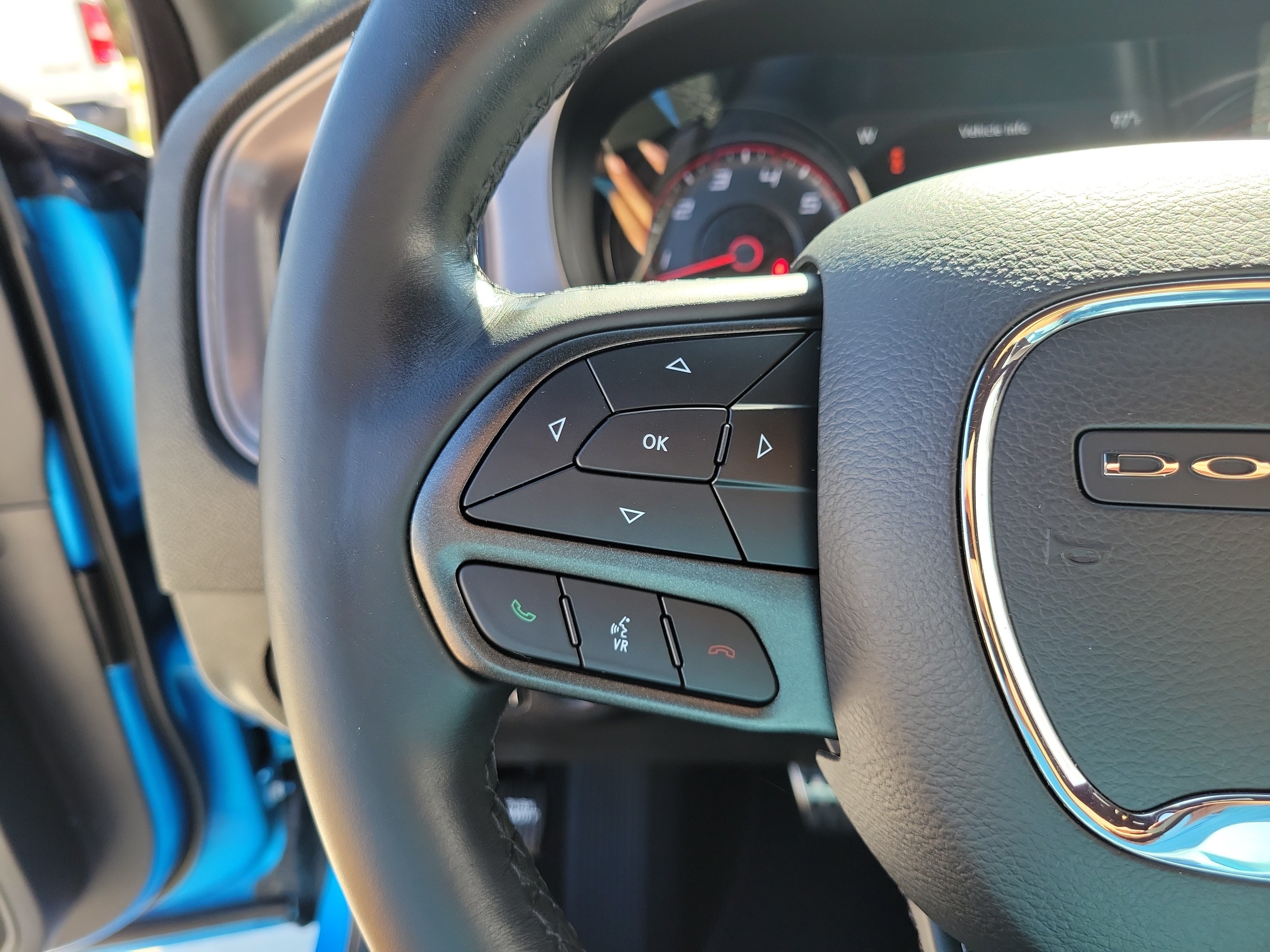 Used 2023 B5 Blue Pearlcoat Dodge SXT image 24