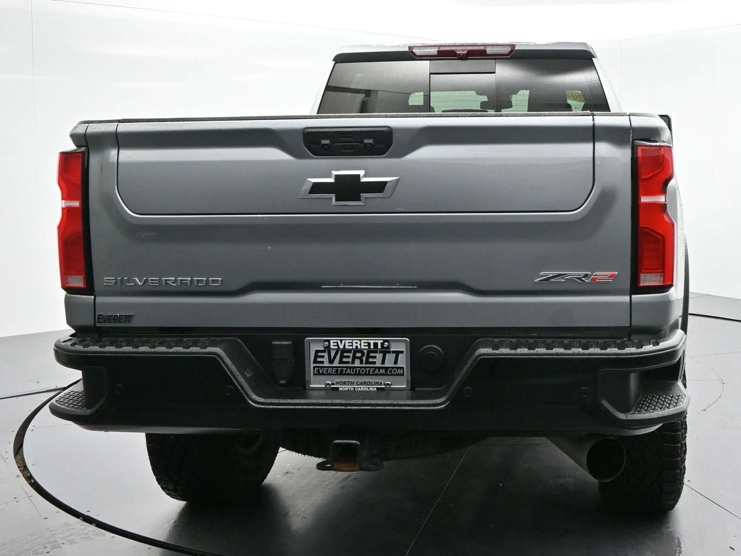 Used 2024 Sterling Gray Metallic Chevrolet ZR2 image 6