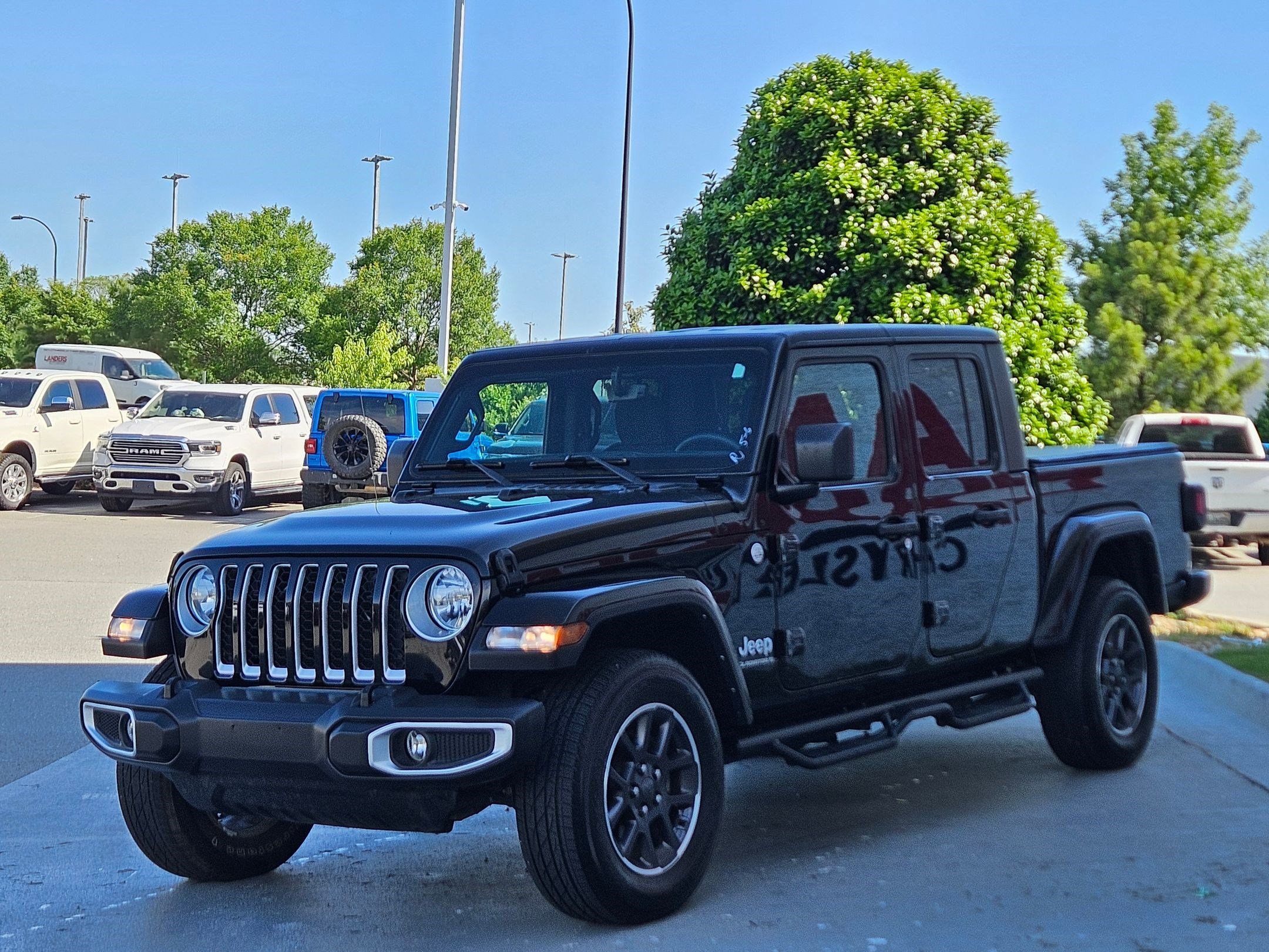 Used 2023 Black Clearcoat Jeep Overland image 3