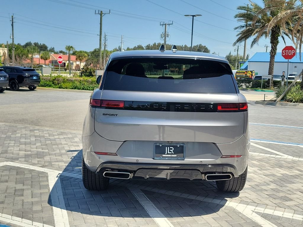 Certified Used 2024 Gray Land Rover Dynamic SE image 4