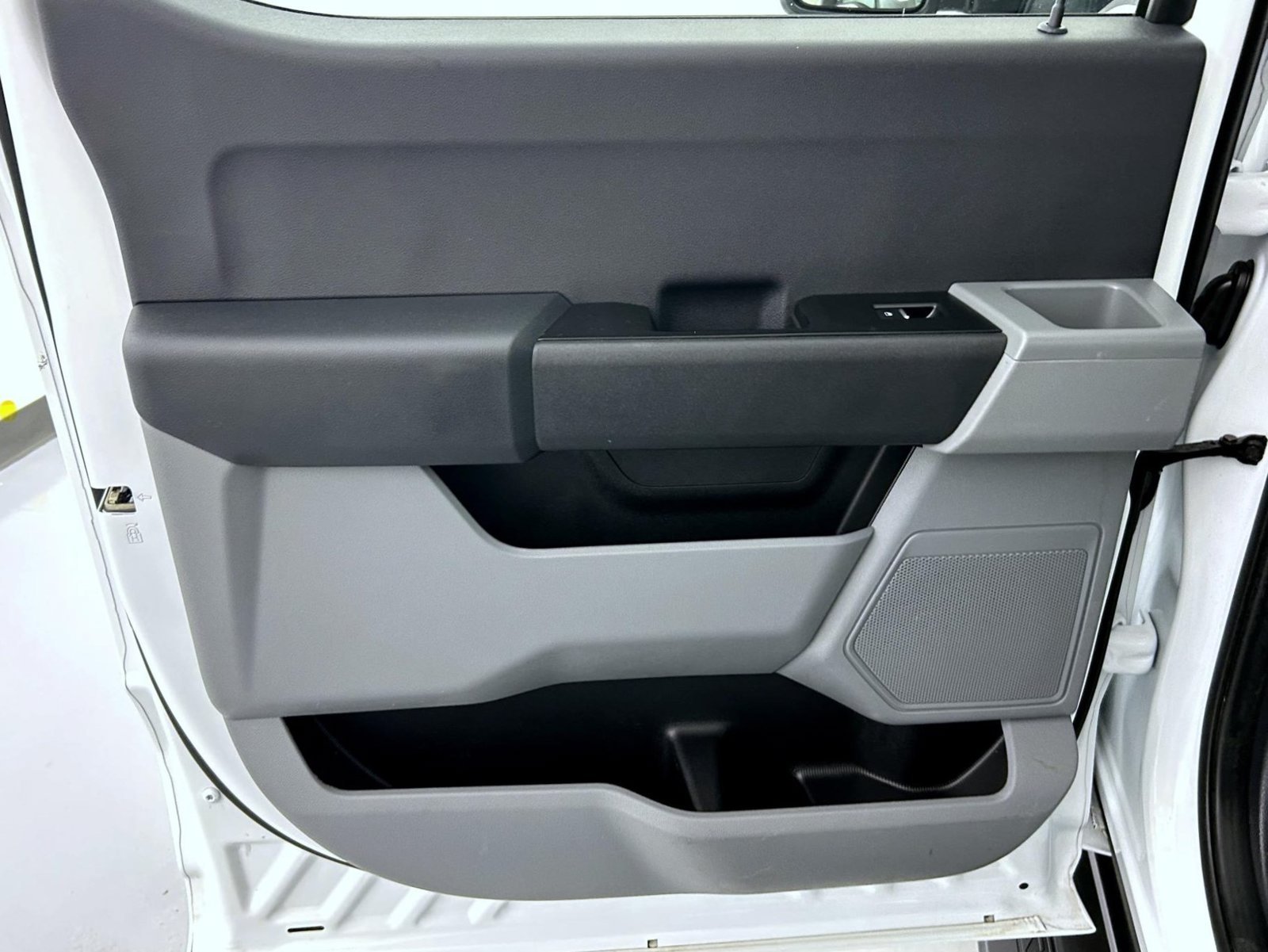 Used 2026 White Ford XL image 20