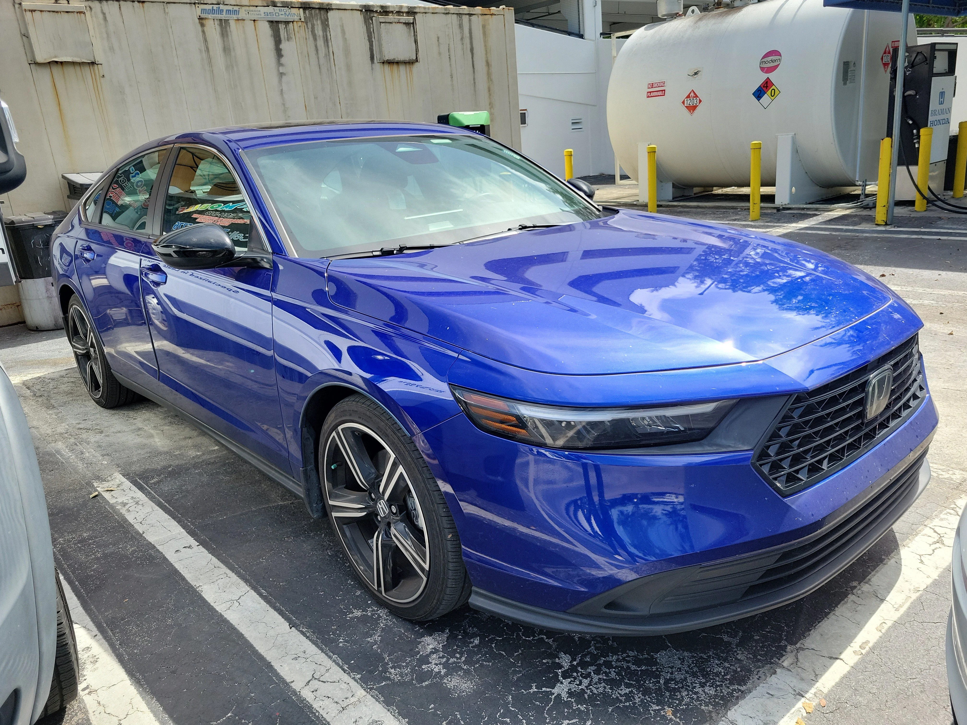 Used 2023 Canyon River Blue Metallic Honda Sport image 2