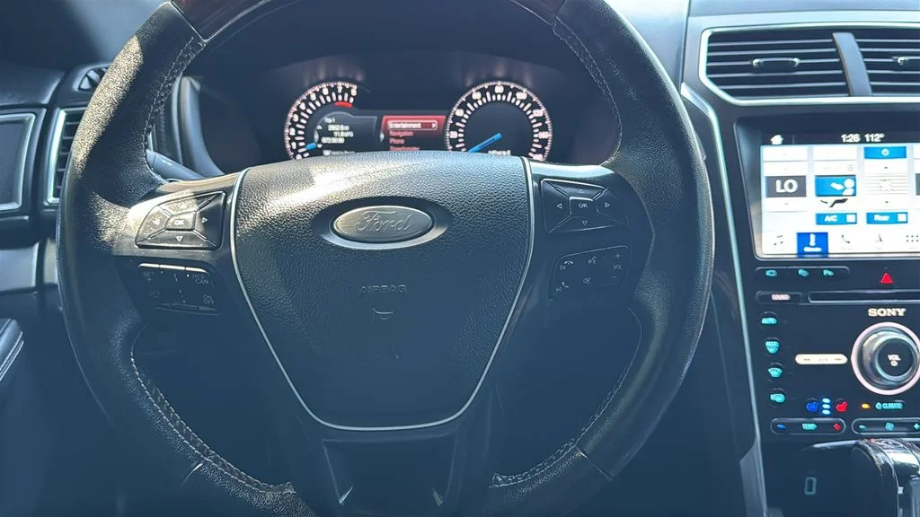 Certified Used 2017 Blue Ford Platinum image 10