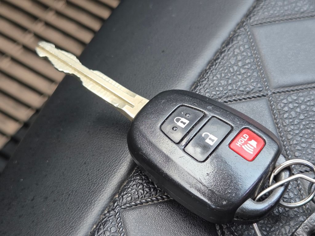 Used 2018 Black Toyota SR image 37