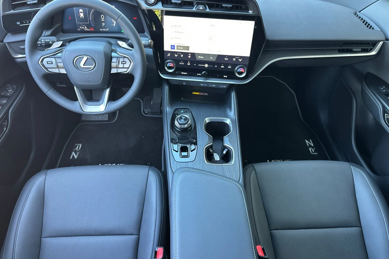 2026 Lexus RZ Premium - Photo 10