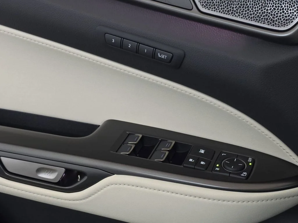 New 2026 Black Lexus 350h Luxury image 26