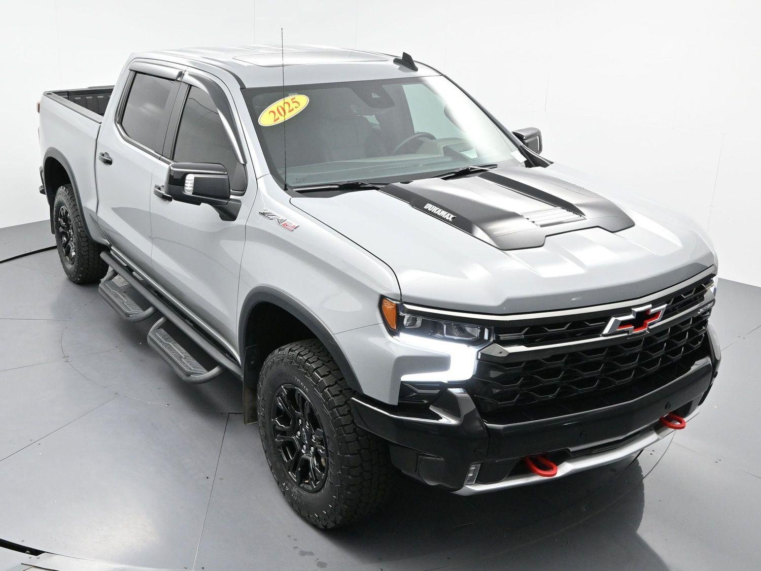 Used 2025 Slate Gray Metallic Chevrolet ZR2 image 41