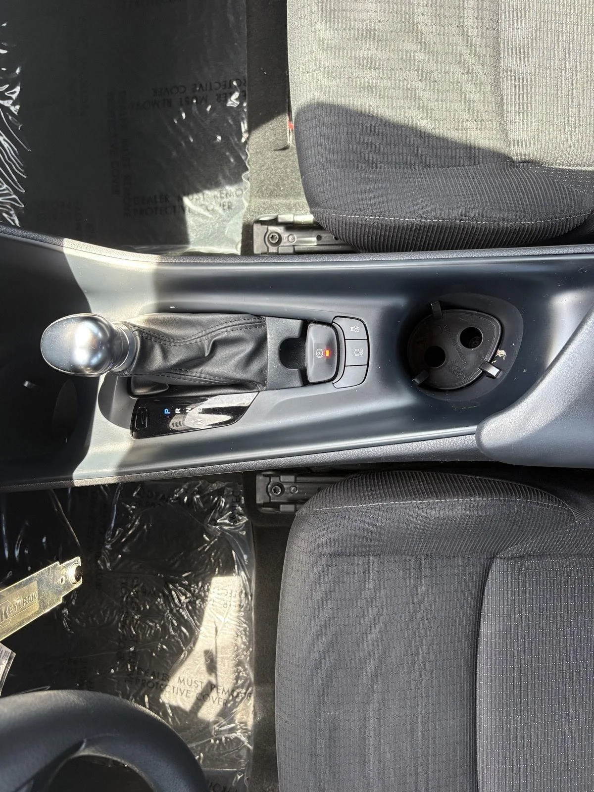 Used 2019 WHITE Toyota XLE image 18