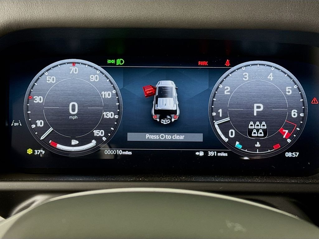 New 2026 Fuji White LAND ROVER X-Dynamic SE image 13