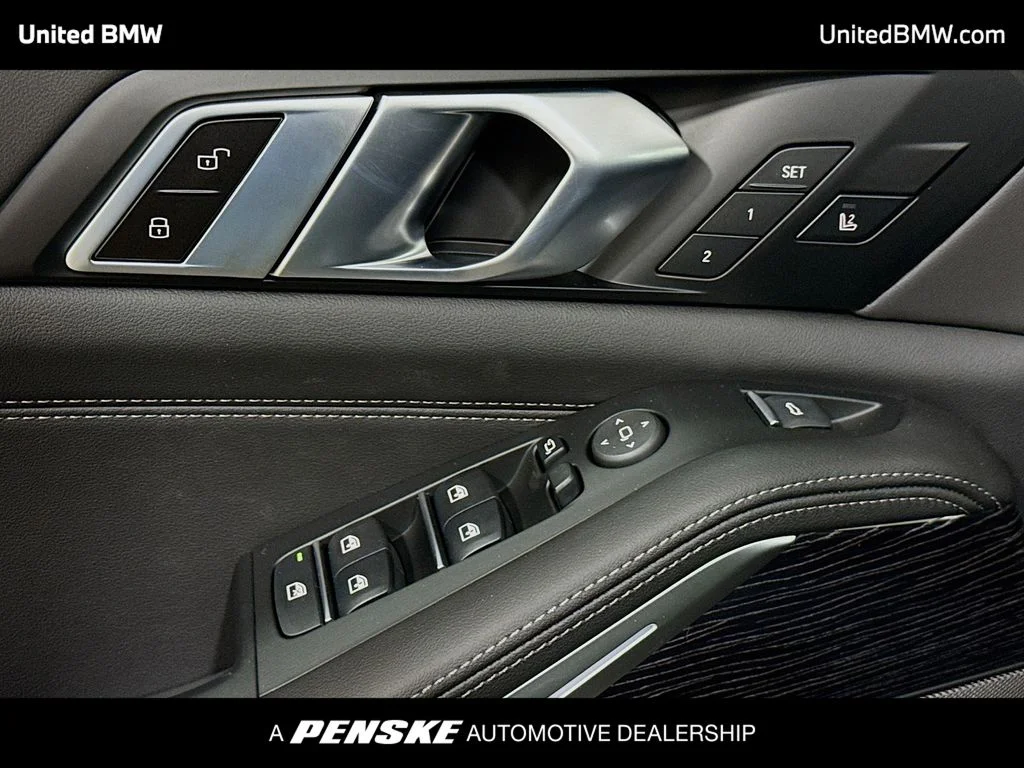 Used 2026 Skyscraper Grey Metallic BMW sDrive40i image 3