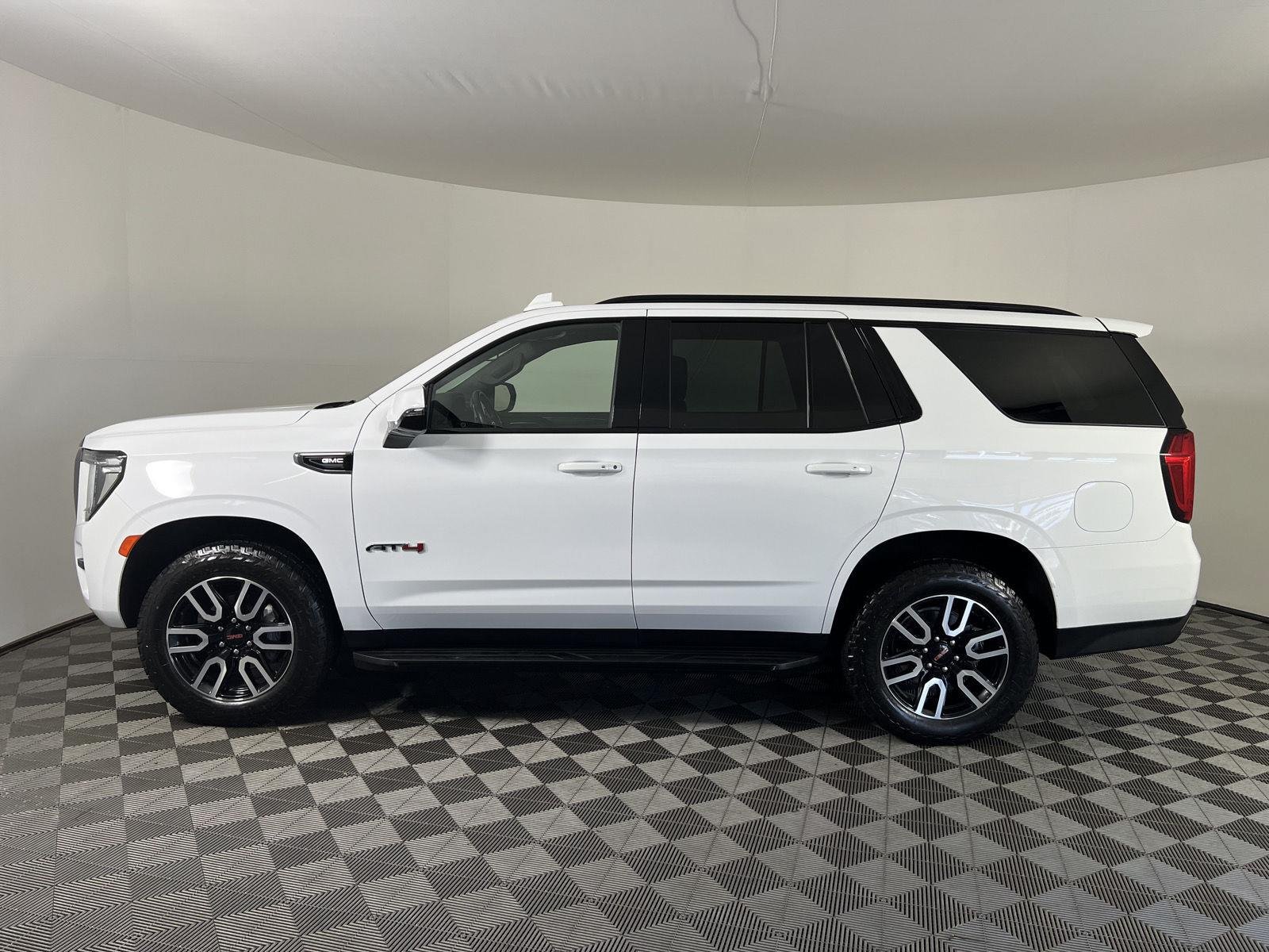 Used 2023 Summit White GMC AT4 image 32