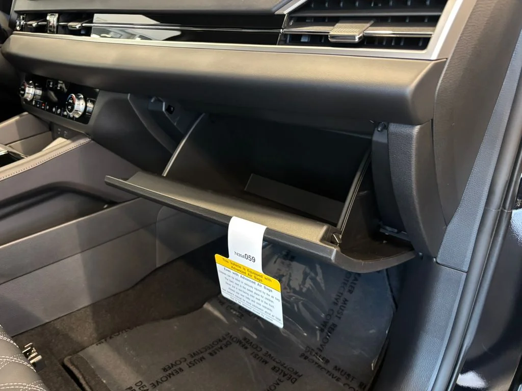 New 2026 Black Nissan Platinum image 24