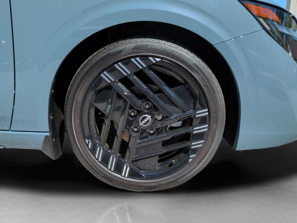 New 2026 Atlantic Gray Metallic Nissan SR image 17
