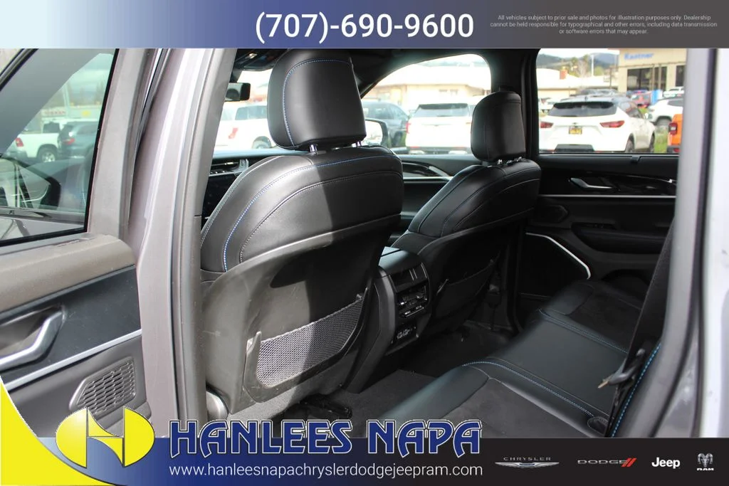 Used 2023 Gray Jeep Trailhawk 4xe image 18