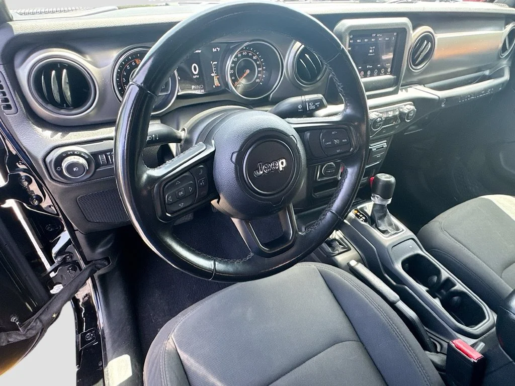 Used 2022 Black Jeep Unlimited Sport S image 10