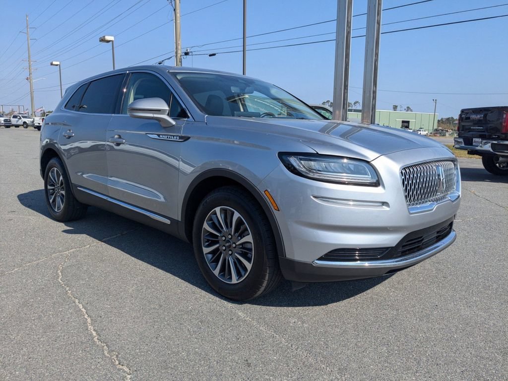 Used 2023 Silver Lincoln Reserve image 2
