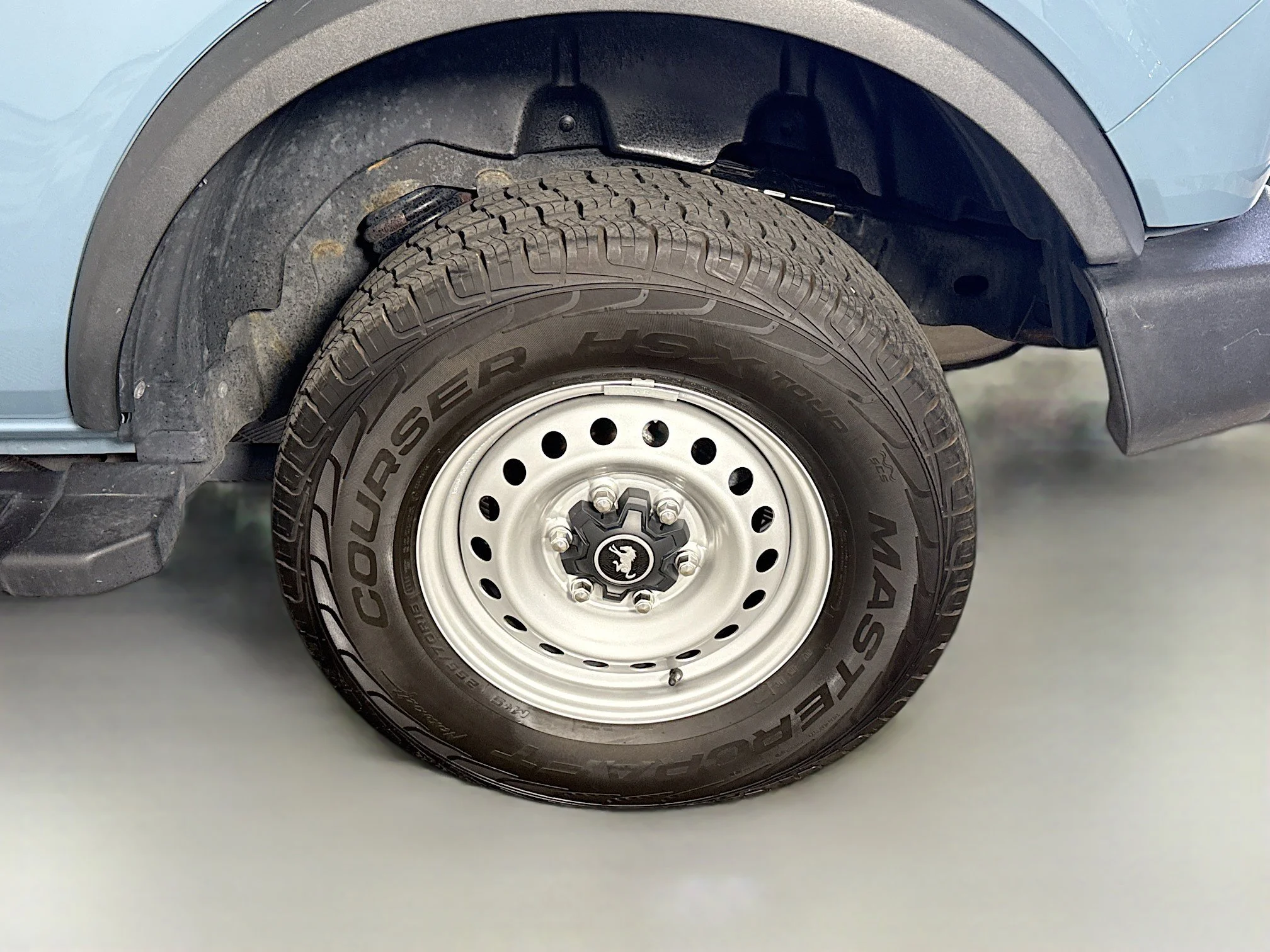 Used 2023 Area 51 Ford Base image 33