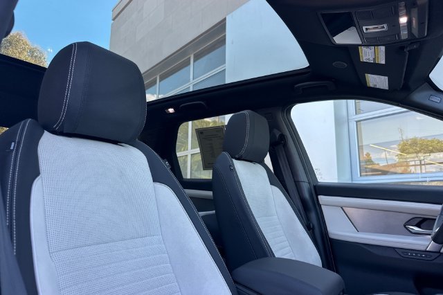 Certified Used 2025 White Land Rover SE image 16