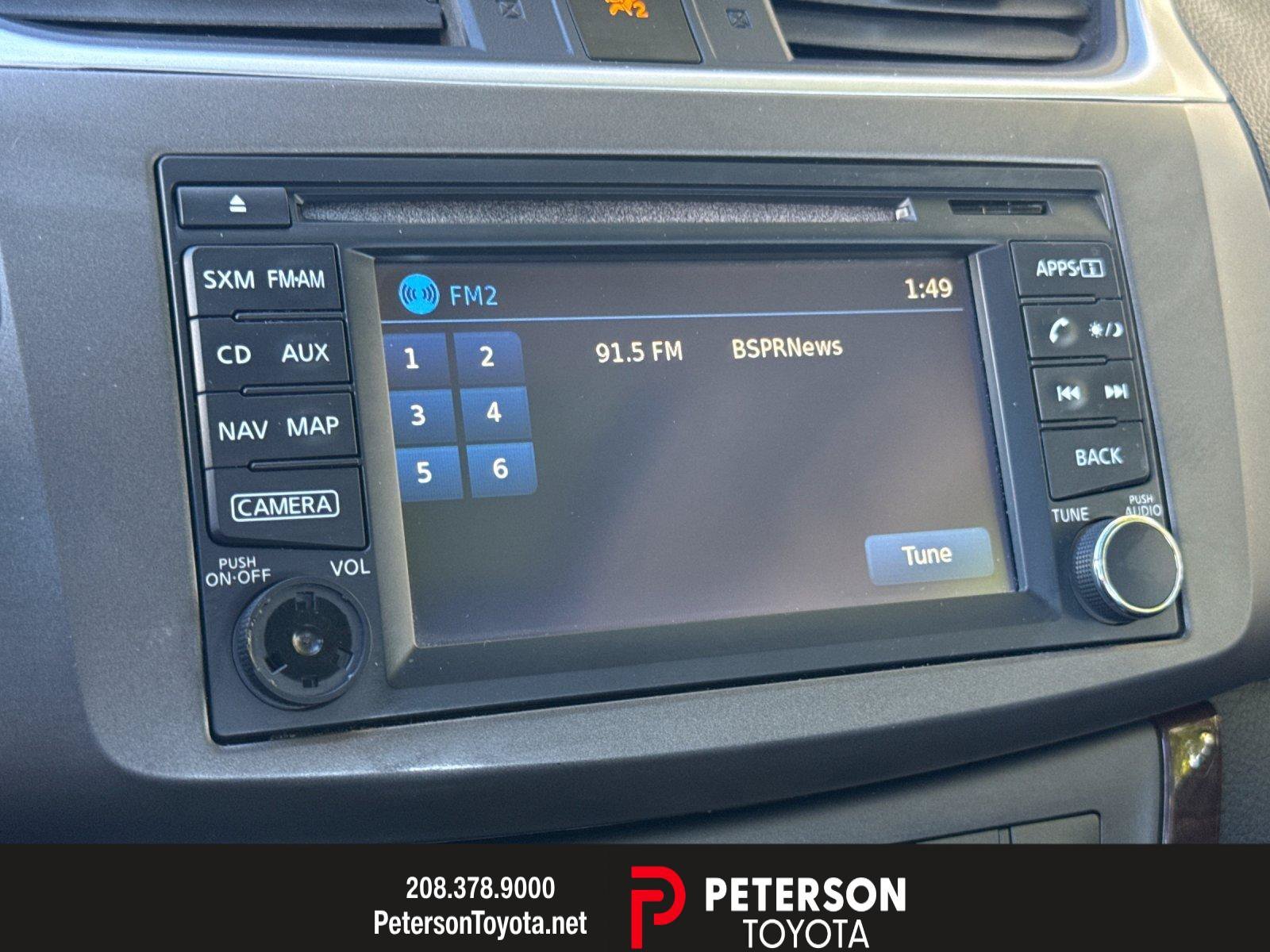 Used 2014 Silver Nissan SL image 16