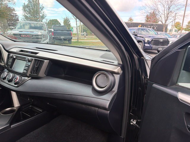 Used 2015 Black Toyota LE image 23