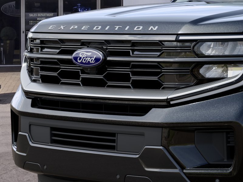 New 2027 Agate Black Metallic Ford Platinum image 17