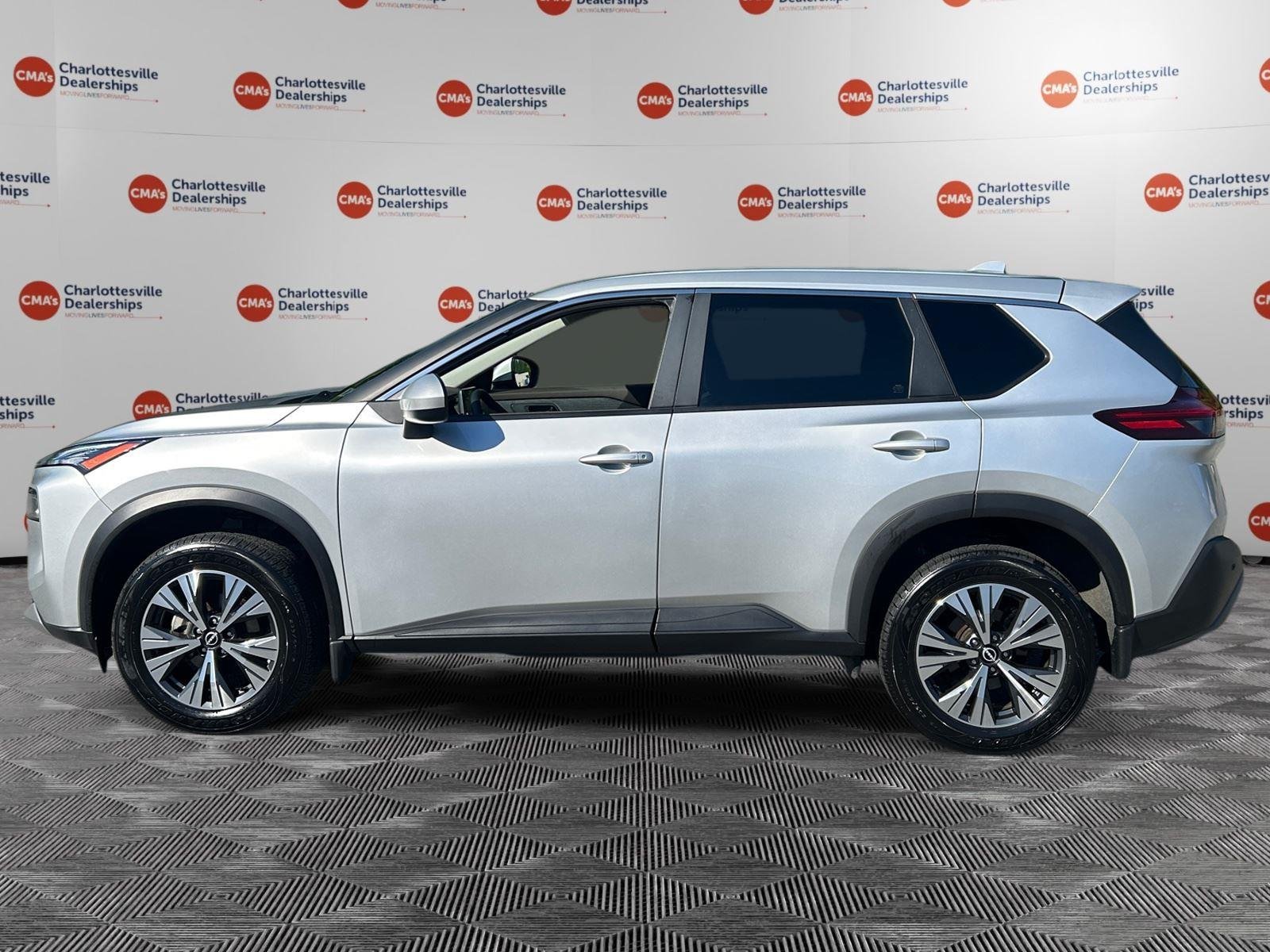 Used 2023 Brilliant Silver Metallic Nissan SV image 2