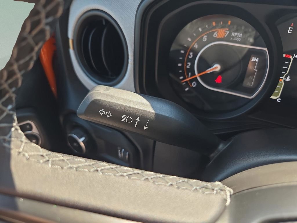2025 Jeep Wrangler 4-Door Sport S - Photo 11
