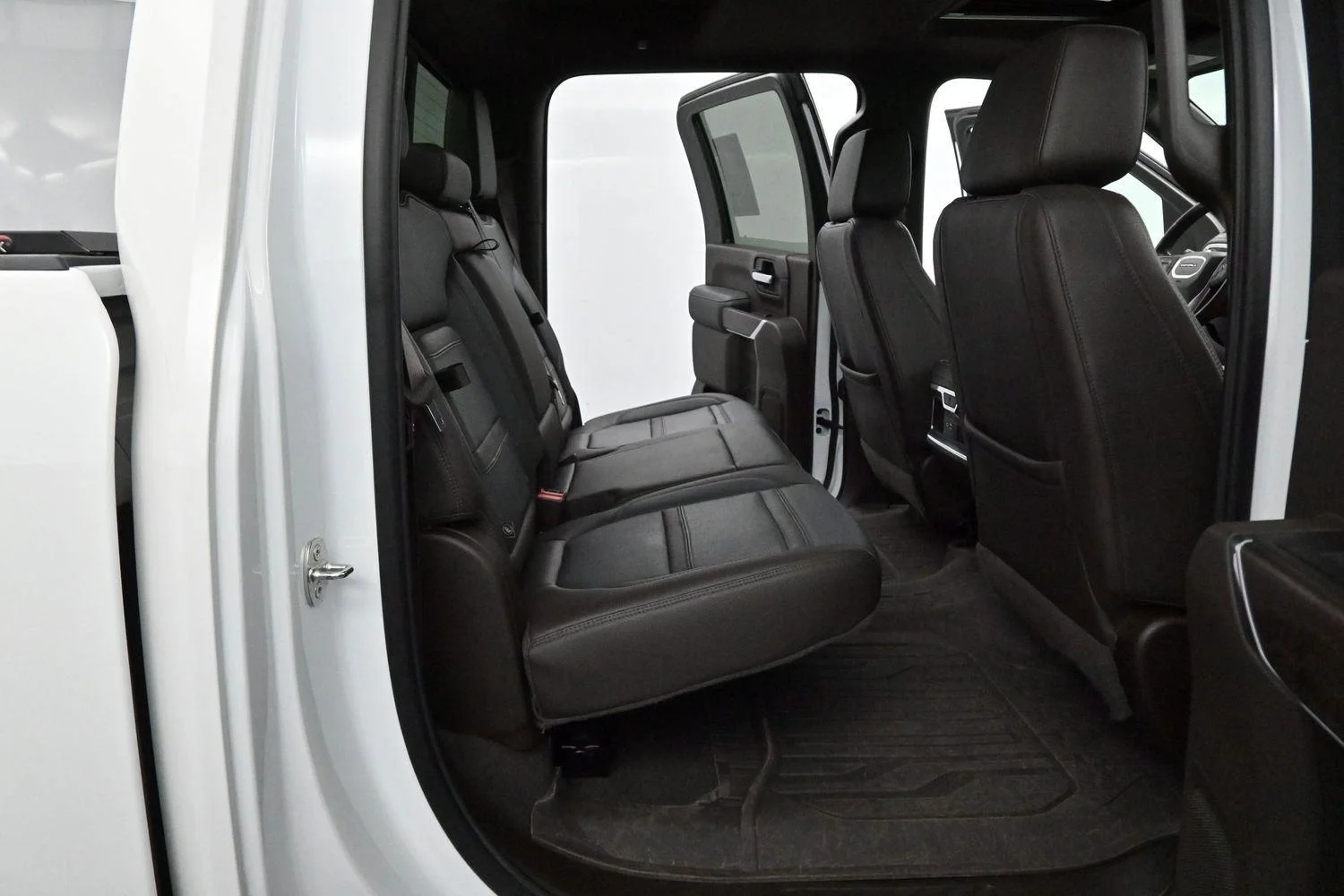 Used 2021 SUMMIT WHITE GMC Denali image 34