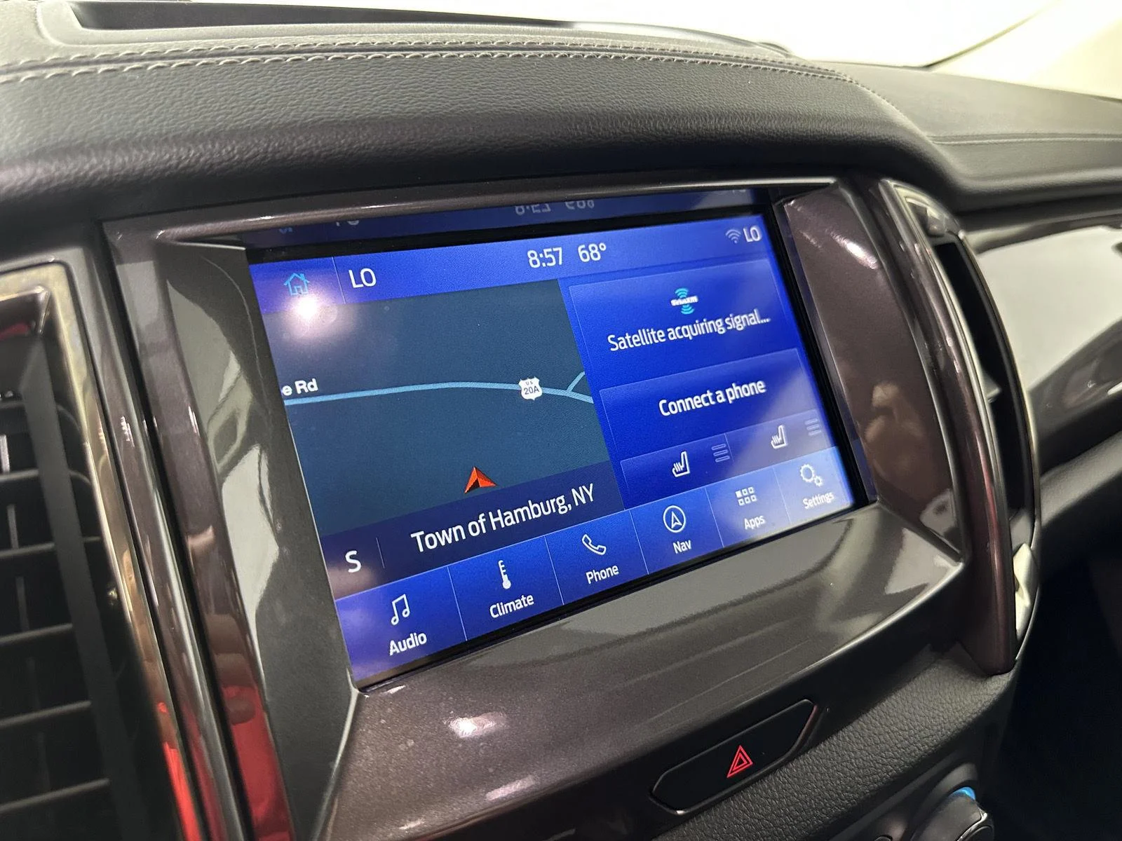 Used 2019 Magnetic Ford LARIAT image 11