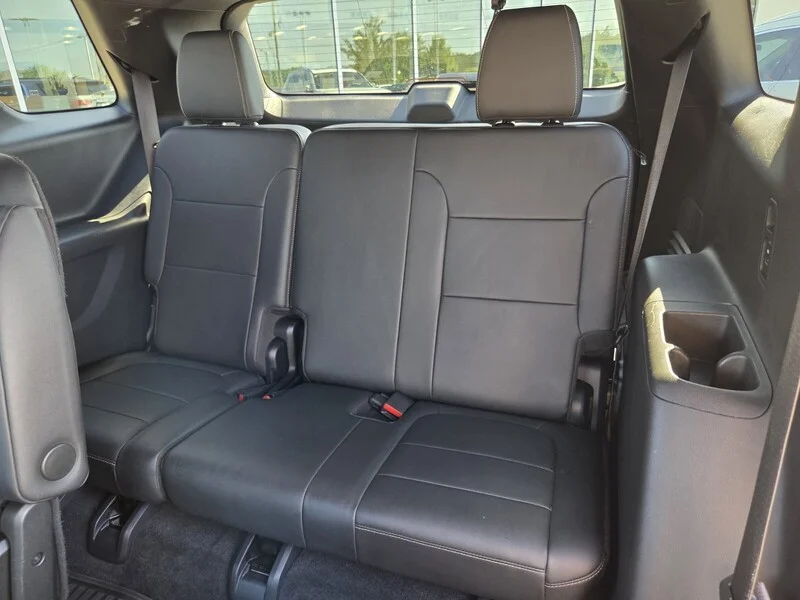 Used 2023 Sterling Gray Metallic CHEVROLET AWD 4DR LT LEATHER image 14