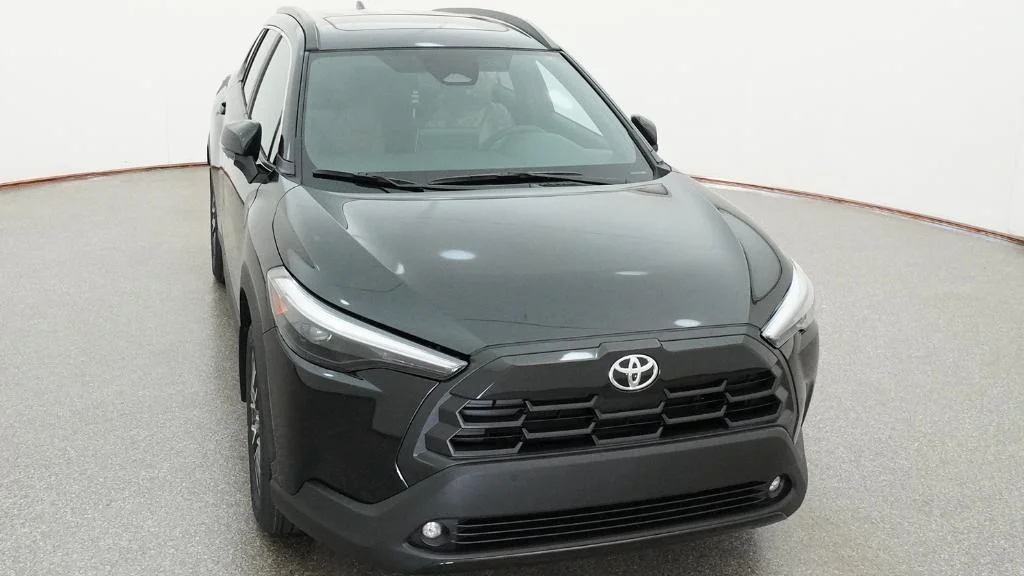 New 2026 Jet Black Toyota XLE image 59