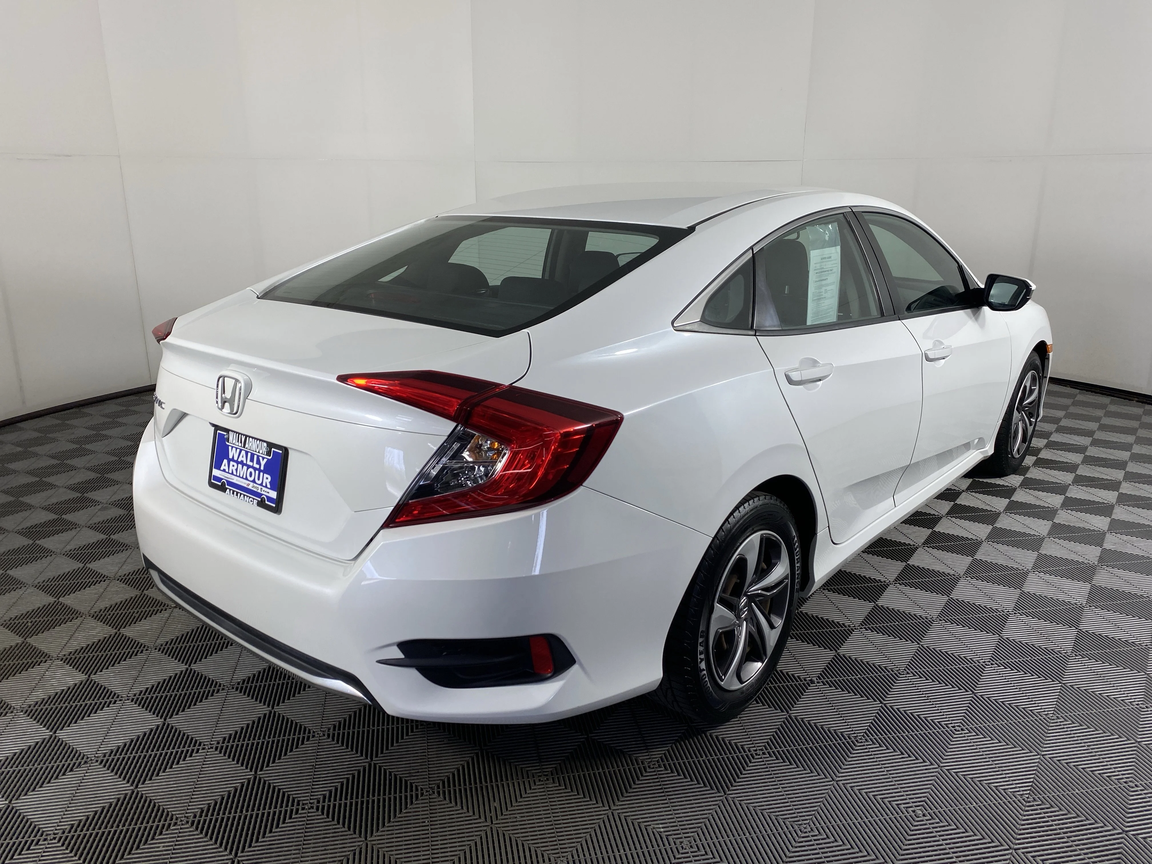 Used 2019 White Honda LX image 6