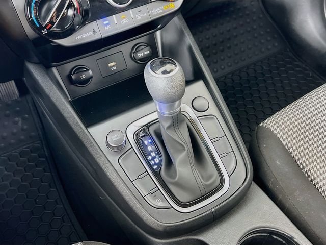2023 Hyundai Kona SE - Photo 20