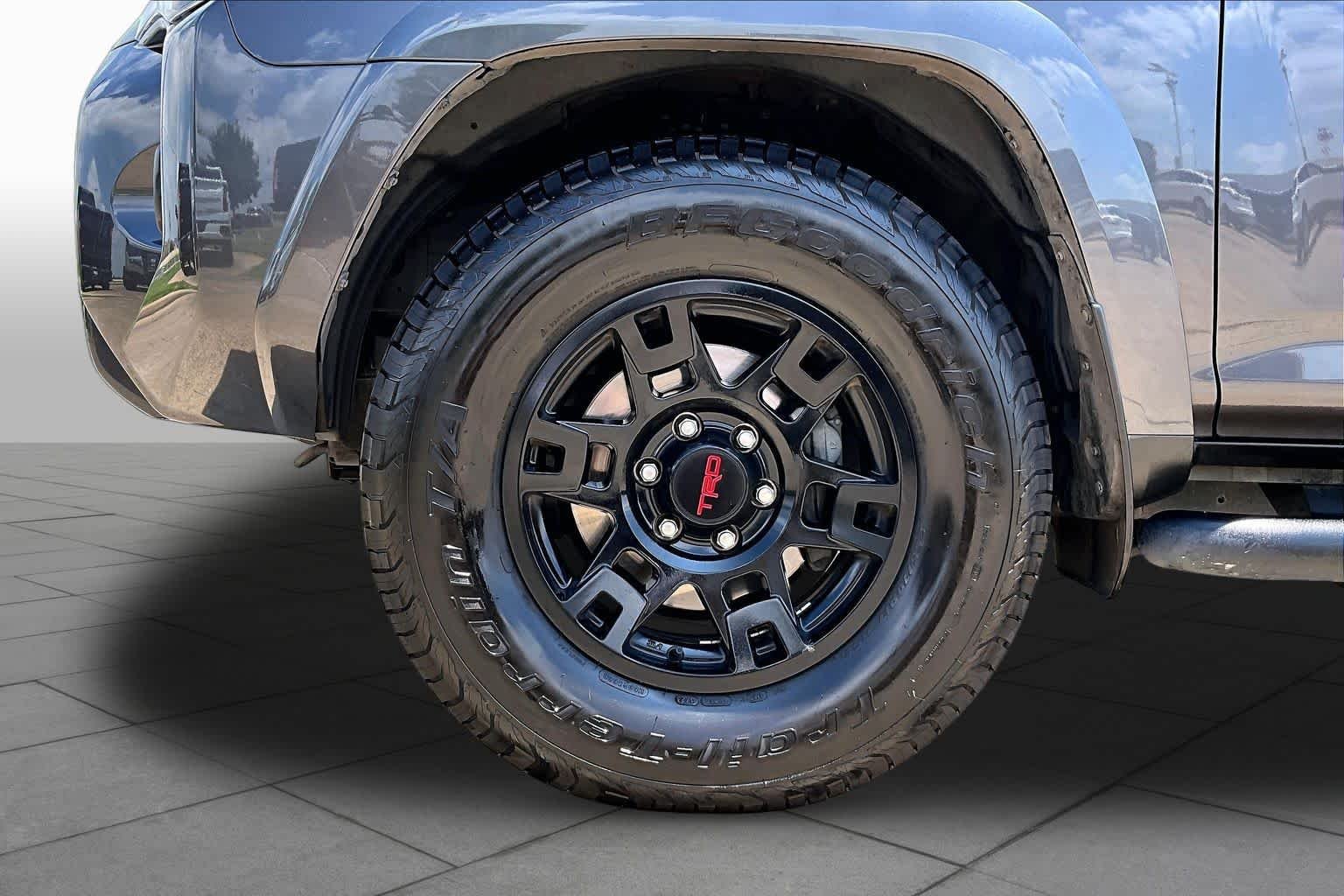 Used 2023 Magnetic Gray Metallic Toyota SR5 Premium image 11