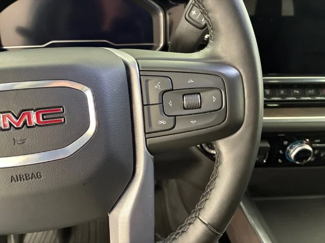 Certified Used 2025 Onyx Black GMC SLT image 24