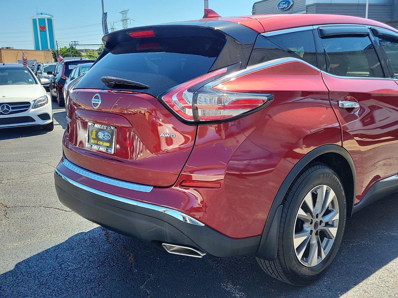 Certified Used 2017 Cayenne Red Metallic Nissan S image 9