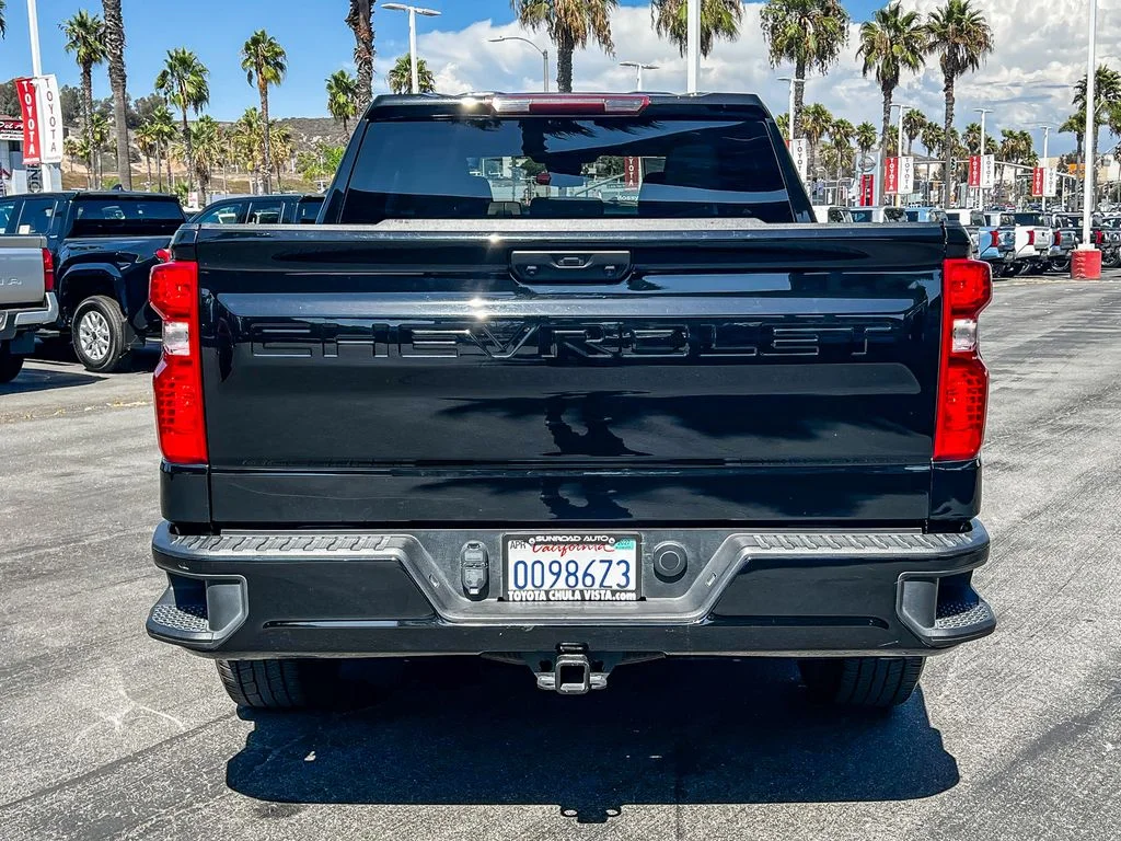 Used 2024 Black Chevrolet Custom image 5