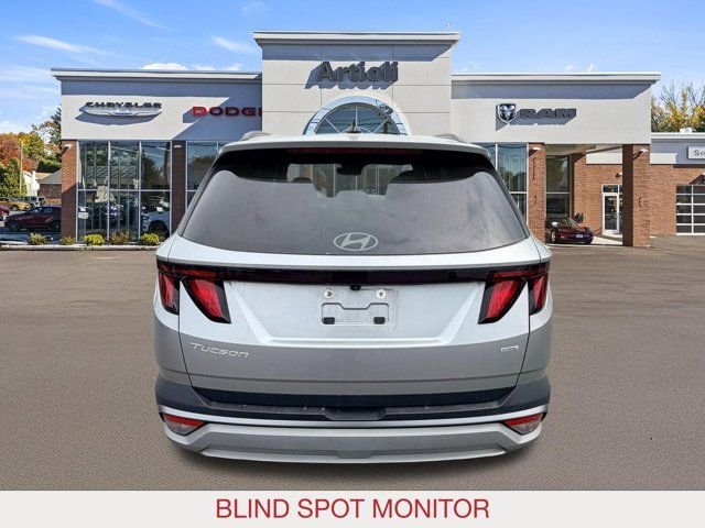 Used 2025 Silver Hyundai SEL image 6
