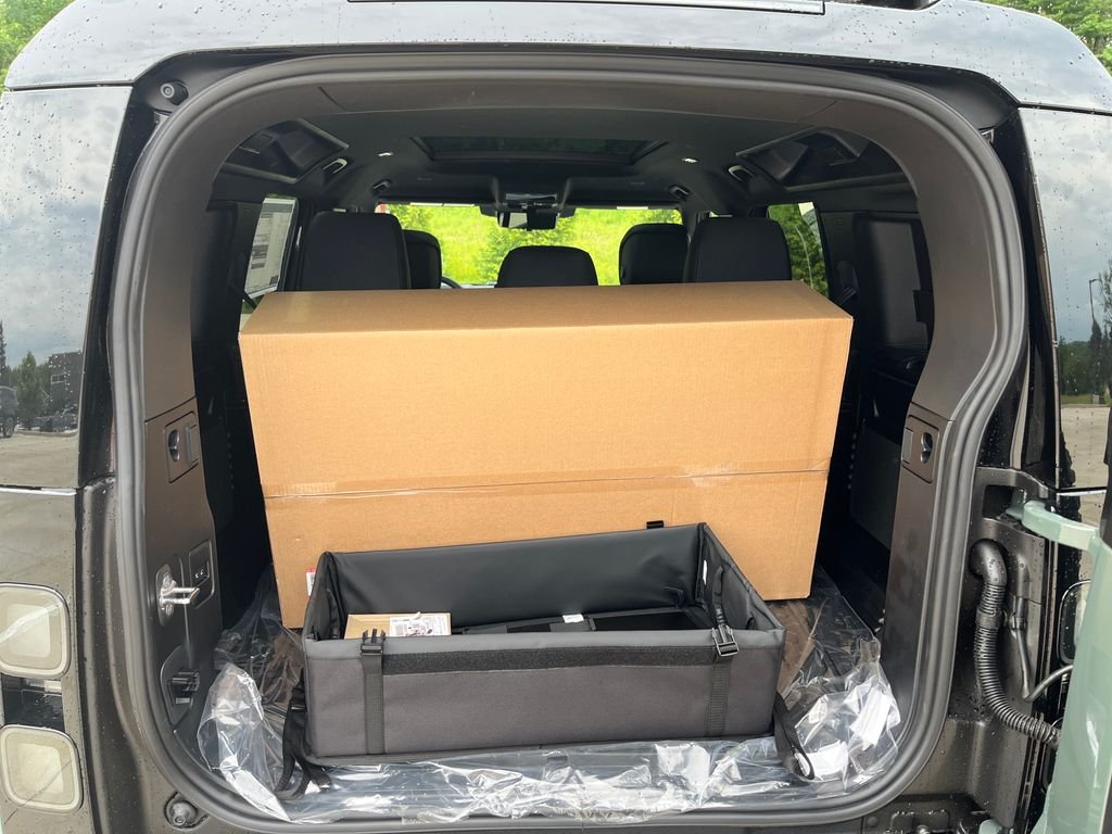 New 2026 Keswick Green Land Rover  image 19