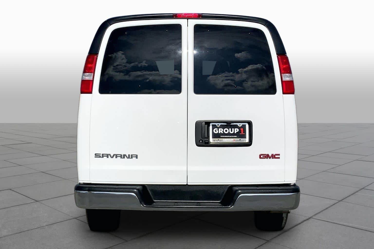 Pre-Owned 2025 GMC Savana Passenger LT