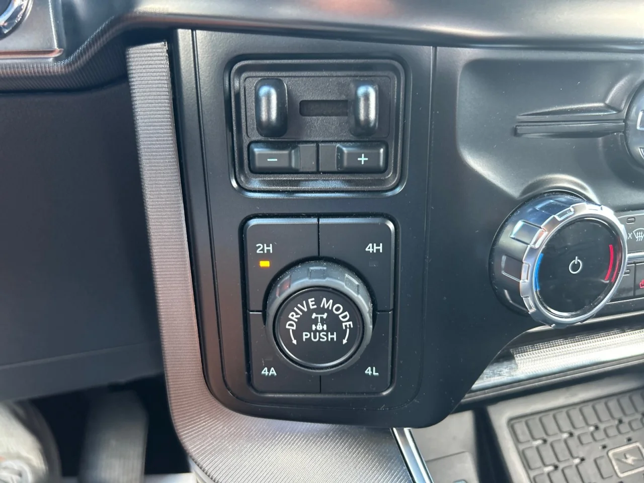 Used 2024 Blue Ford Platinum image 12