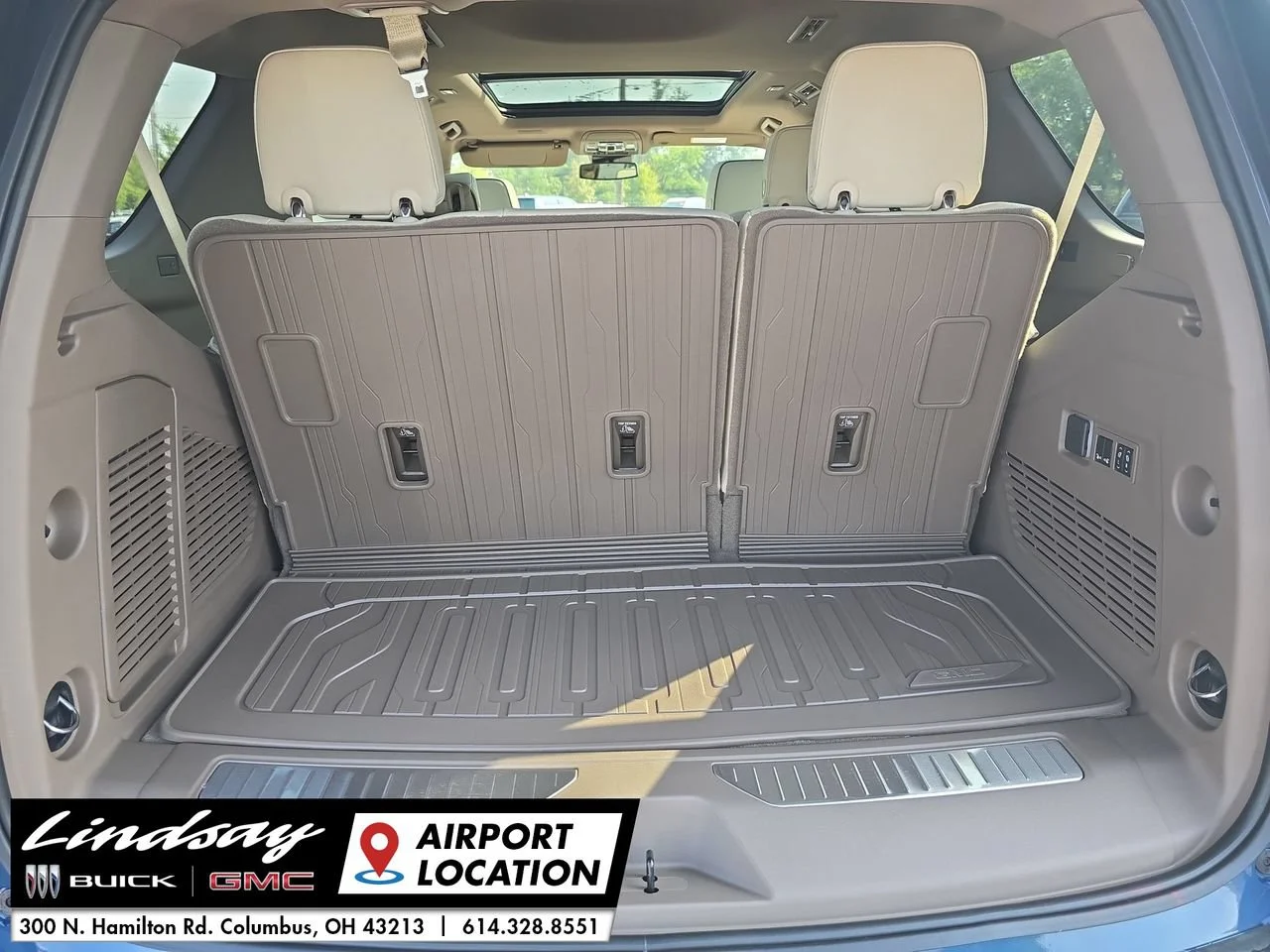 2026 GMC Yukon Denali - Photo 28
